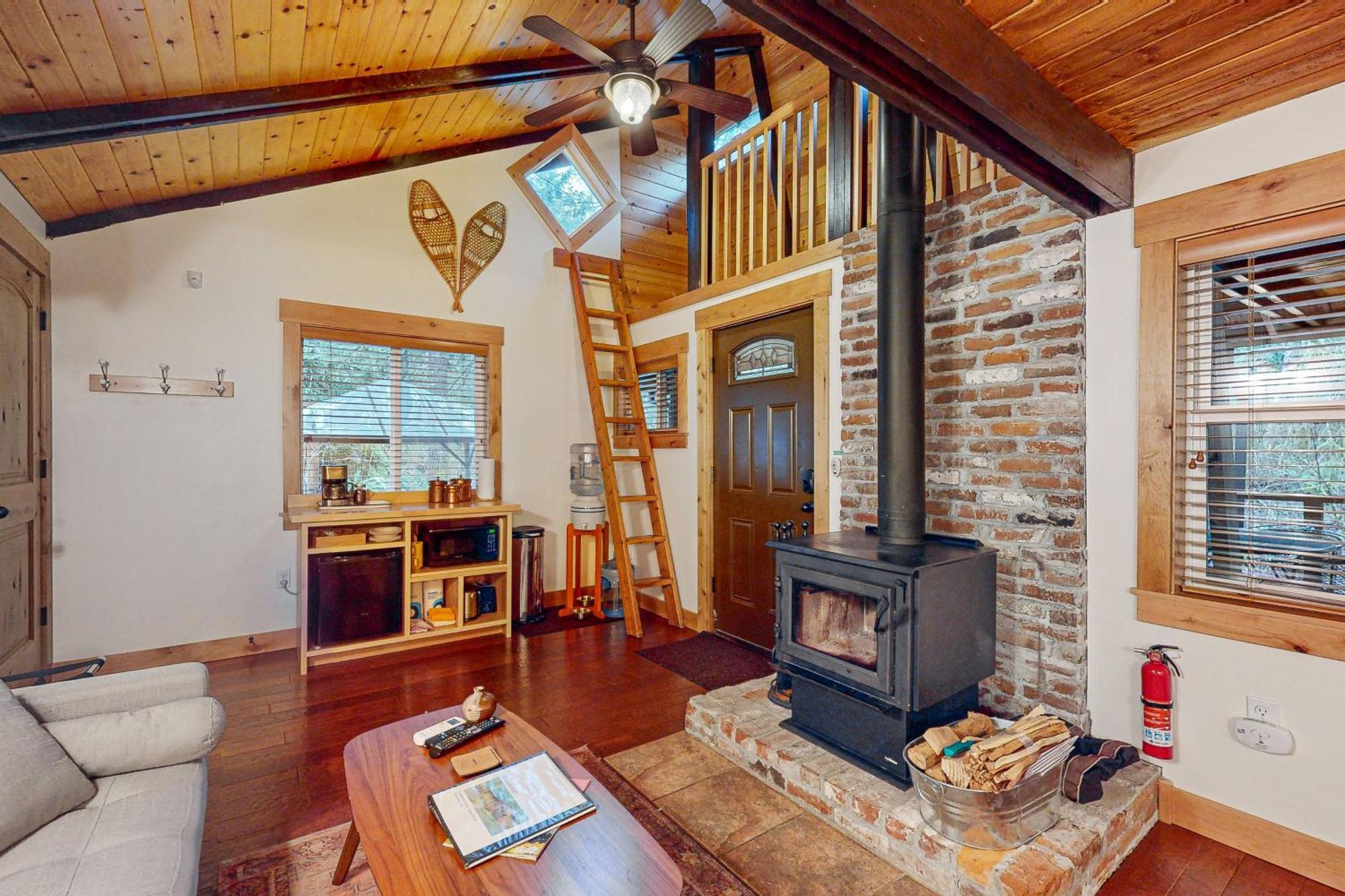 Creekside Cabin Rhododendron Екстериор снимка